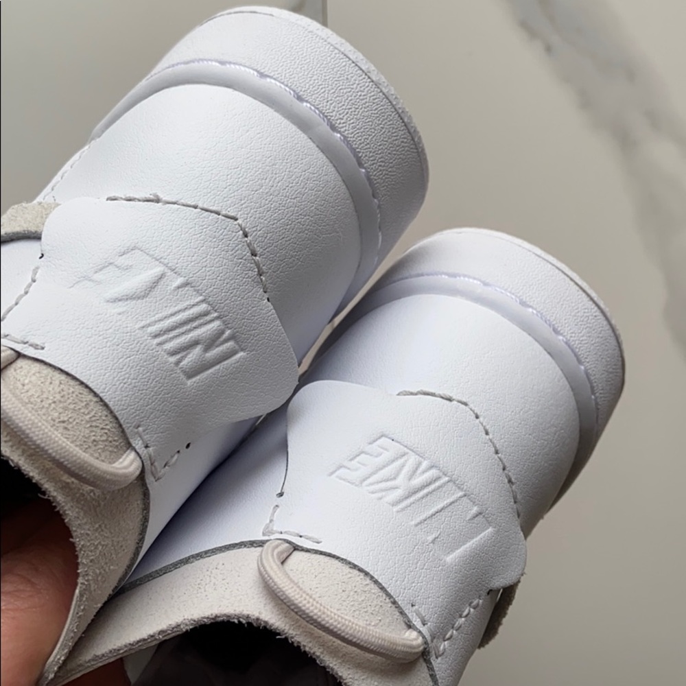 NWT Nike Vandalised LX - Picture 6 of 8